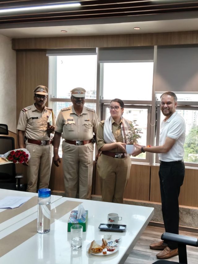 Strengthening Healthcare Safety Through Collaboration

Today, Nelson Hospitals had the honour of welcoming DCP Mrs. Annapurna Singh madam, ACP Mr. Pawar sir, and Senior PI Mr. Ramodh sir along with their team members for a meaningful interaction on doctor safety, attacks on hospitals, and strengthening doctor–patient relationships.

We extend our heartfelt gratitude to Nagpur Police for this proactive and commendable initiative. Their support and engagement with the medical fraternity reflect a strong commitment to ensuring a safer healthcare environment.

Our sincere appreciation to Nagpur Police for standing with those who dedicate their lives to saving others.

Thanks and Regards,
Dr. Sonalkumar Bhagat 
Nelson Hospital